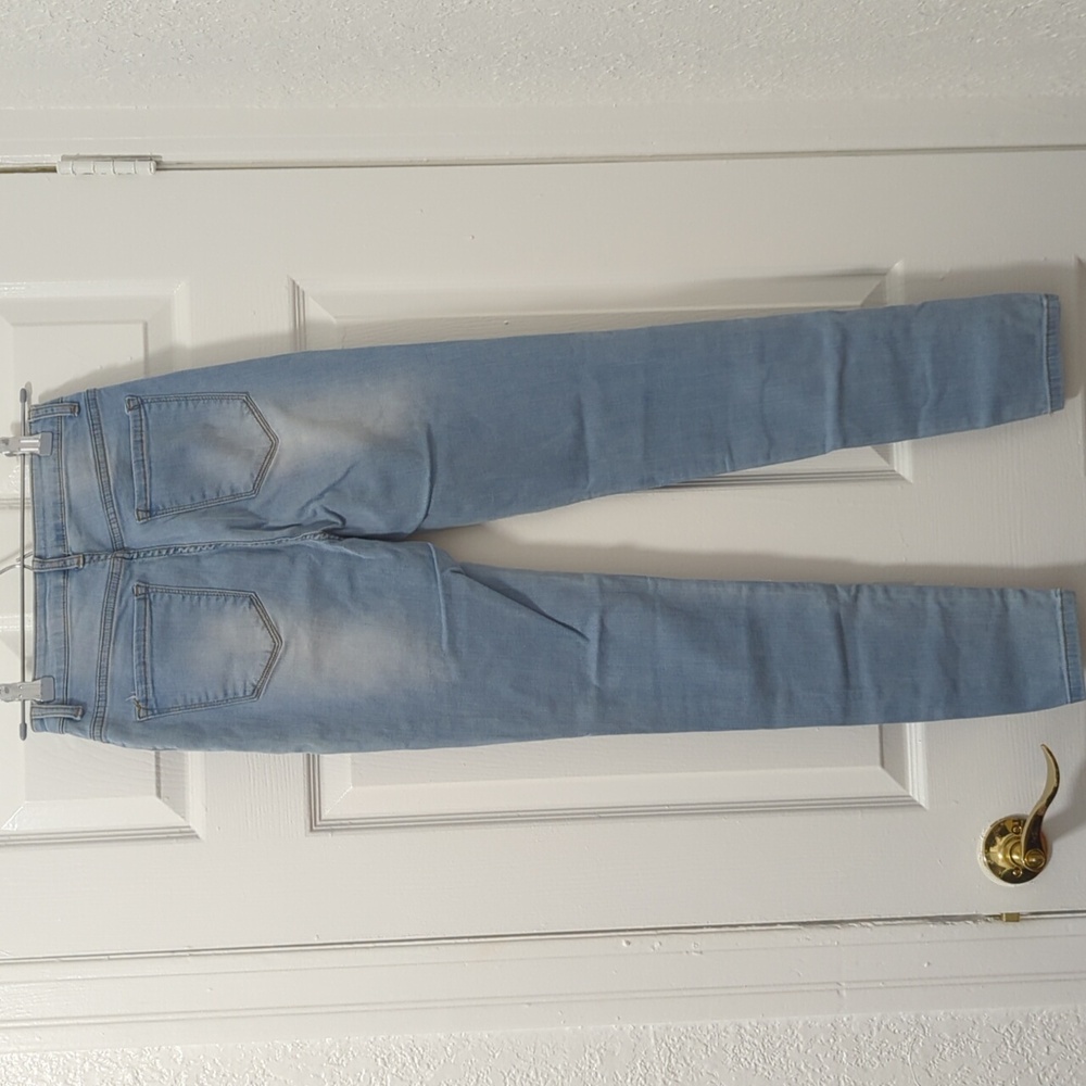 Light Blue Skinny Jeans - Picture 5 of 8